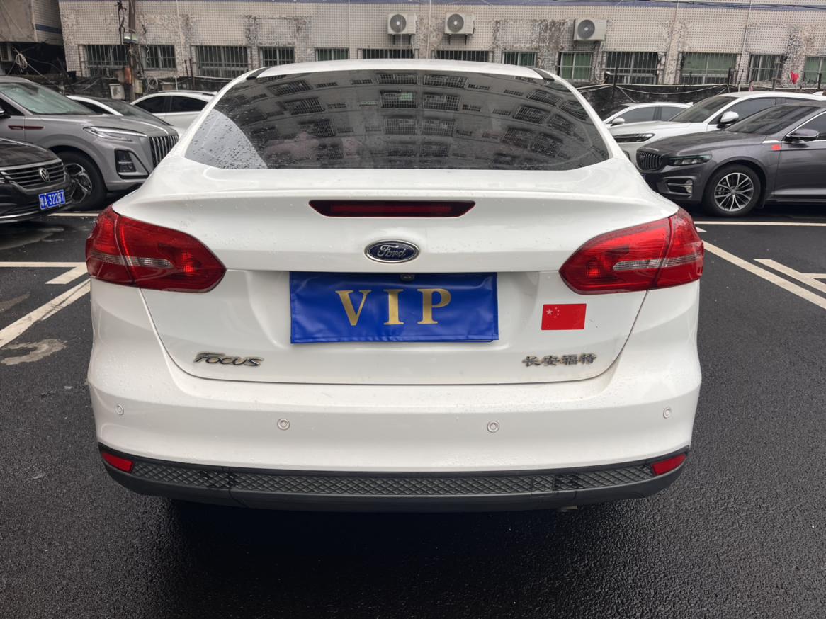 Ford Focus ST 2016 thumb 3