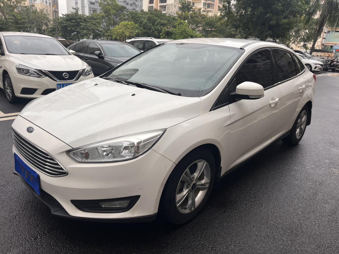 Ford Focus ST 2016 thumb 8