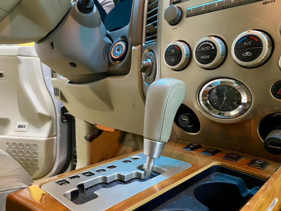 Infiniti QX 2006 thumb 10
