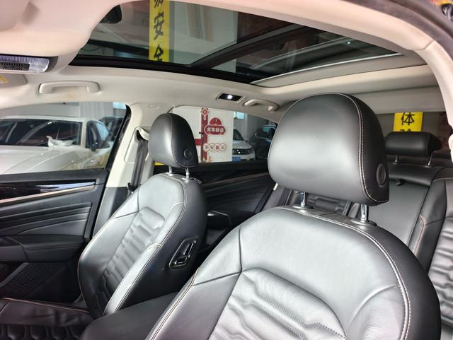 Volkswagen Passat 2021 thumb 9