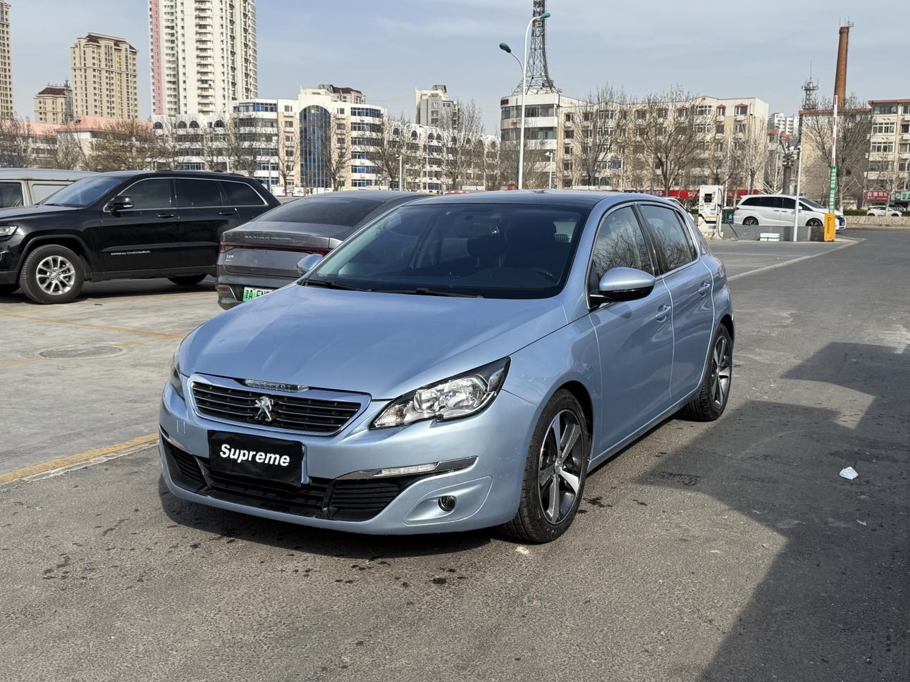 Peugeot 308 2016 thumb 8