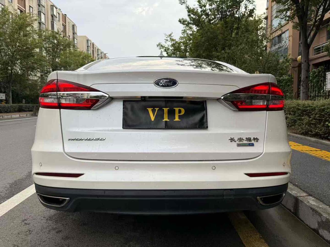 Ford Mondeo 2019 thumb 3