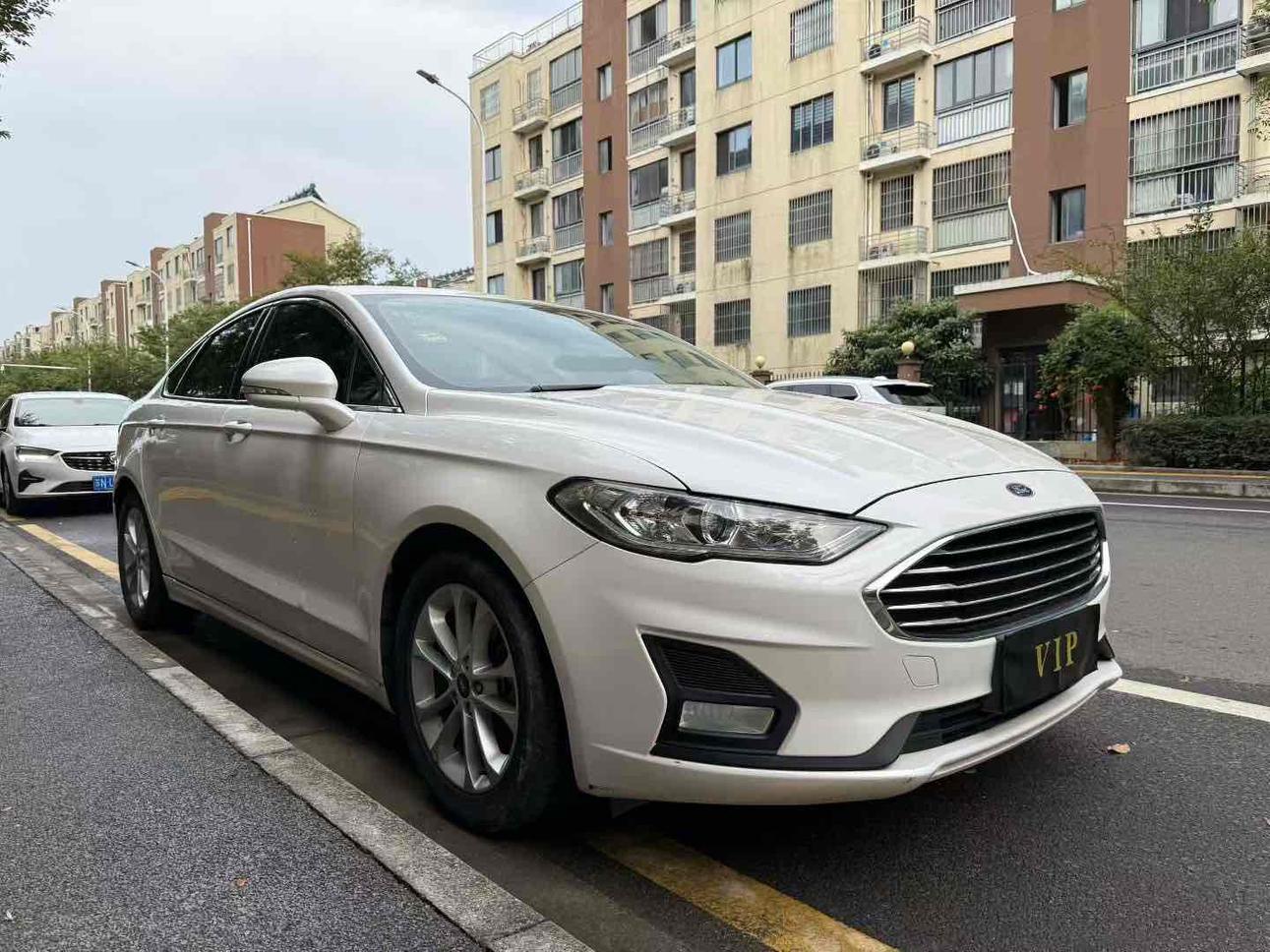 Ford Mondeo 2019 thumb 10