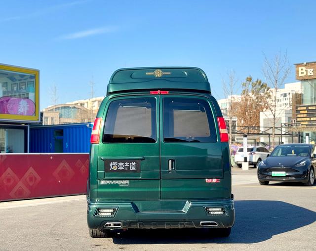 GMC Savana 2020 thumb 3