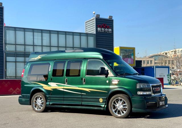 GMC Savana 2020 thumb 4
