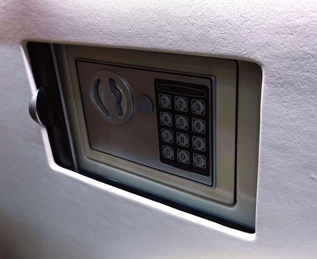 GMC Savana 2020 thumb 7
