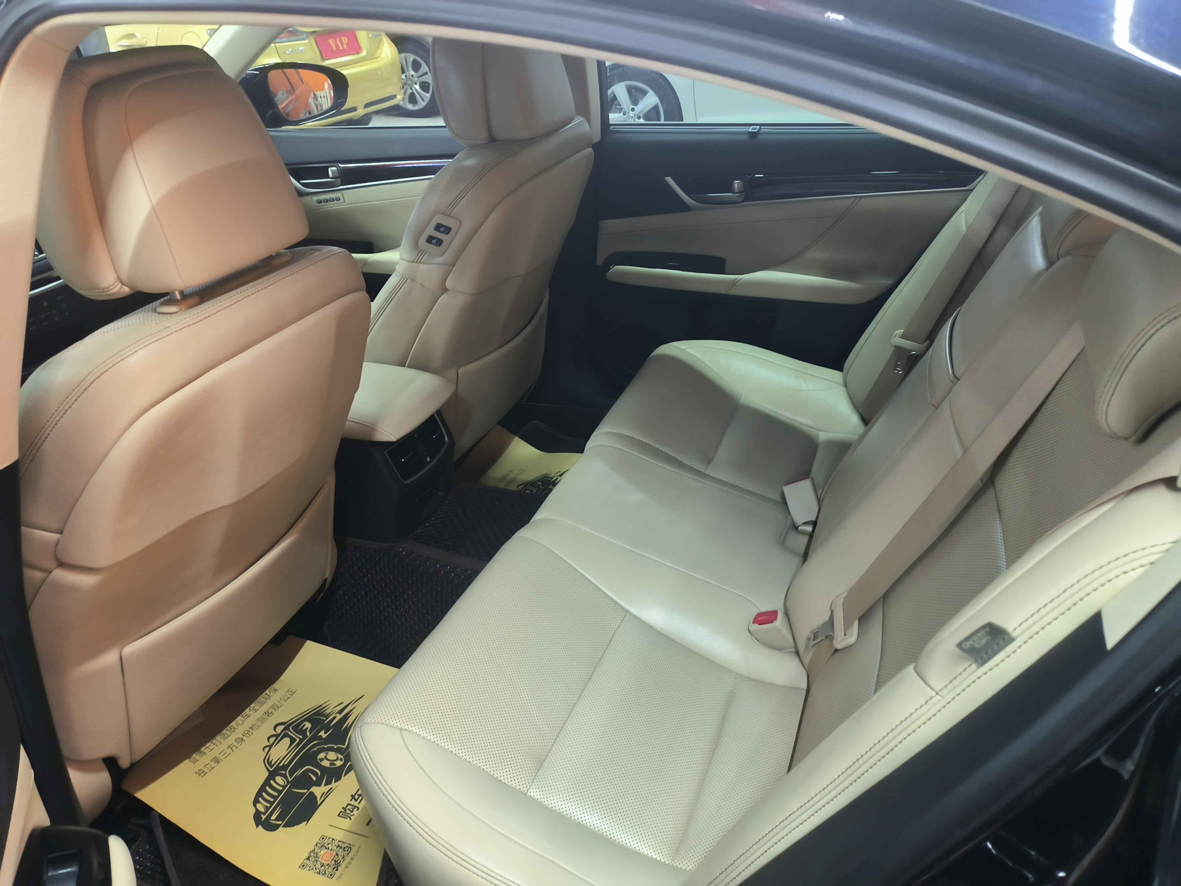 Lexus GS 2009 thumb 7