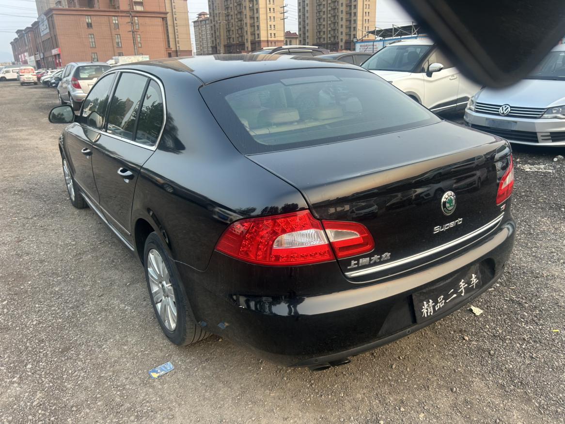 Skoda Octavia 2013 thumb 2