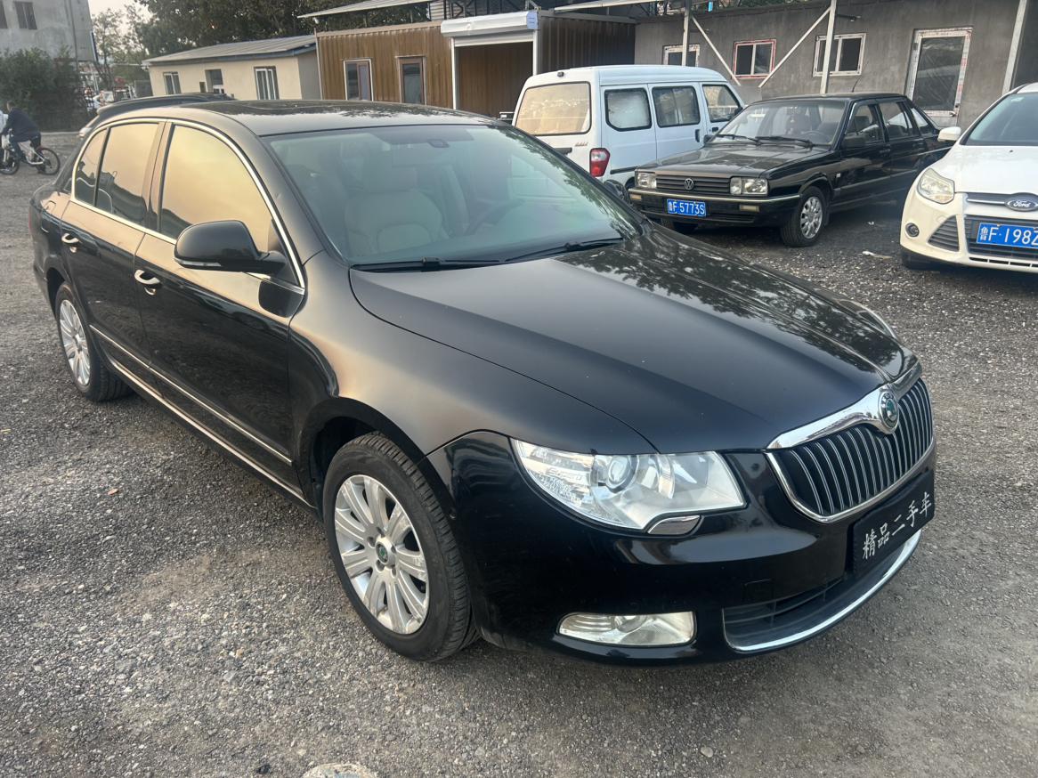Skoda Octavia 2013 thumb 10