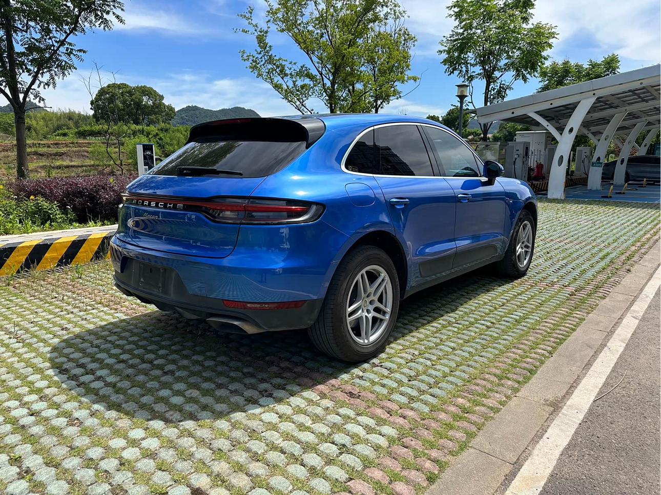 Porsche Macan 2019 thumb 4