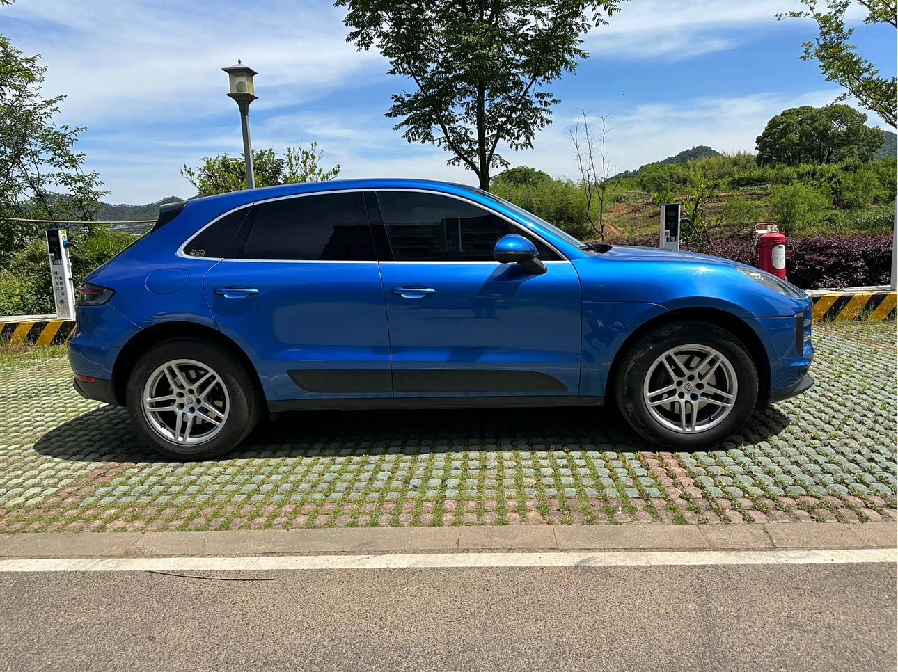 Porsche Macan 2019 thumb 5