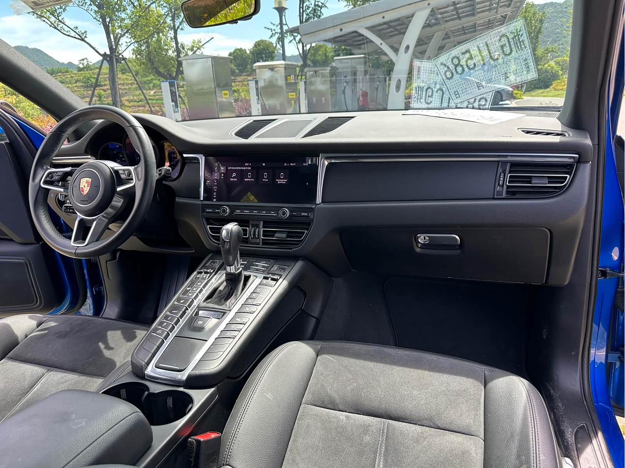 Porsche Macan 2019 thumb 6