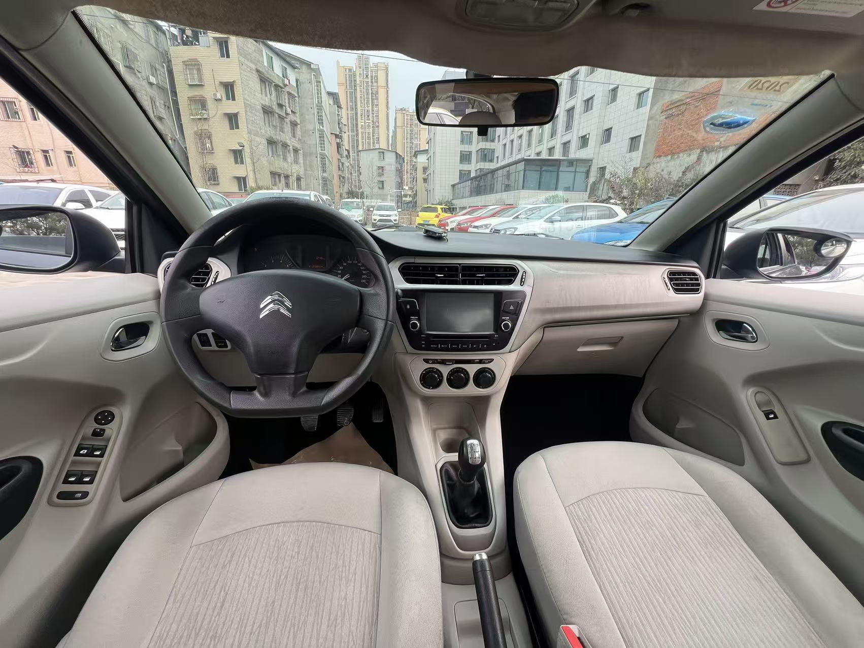 Citroen Elysee 2014 thumb 5