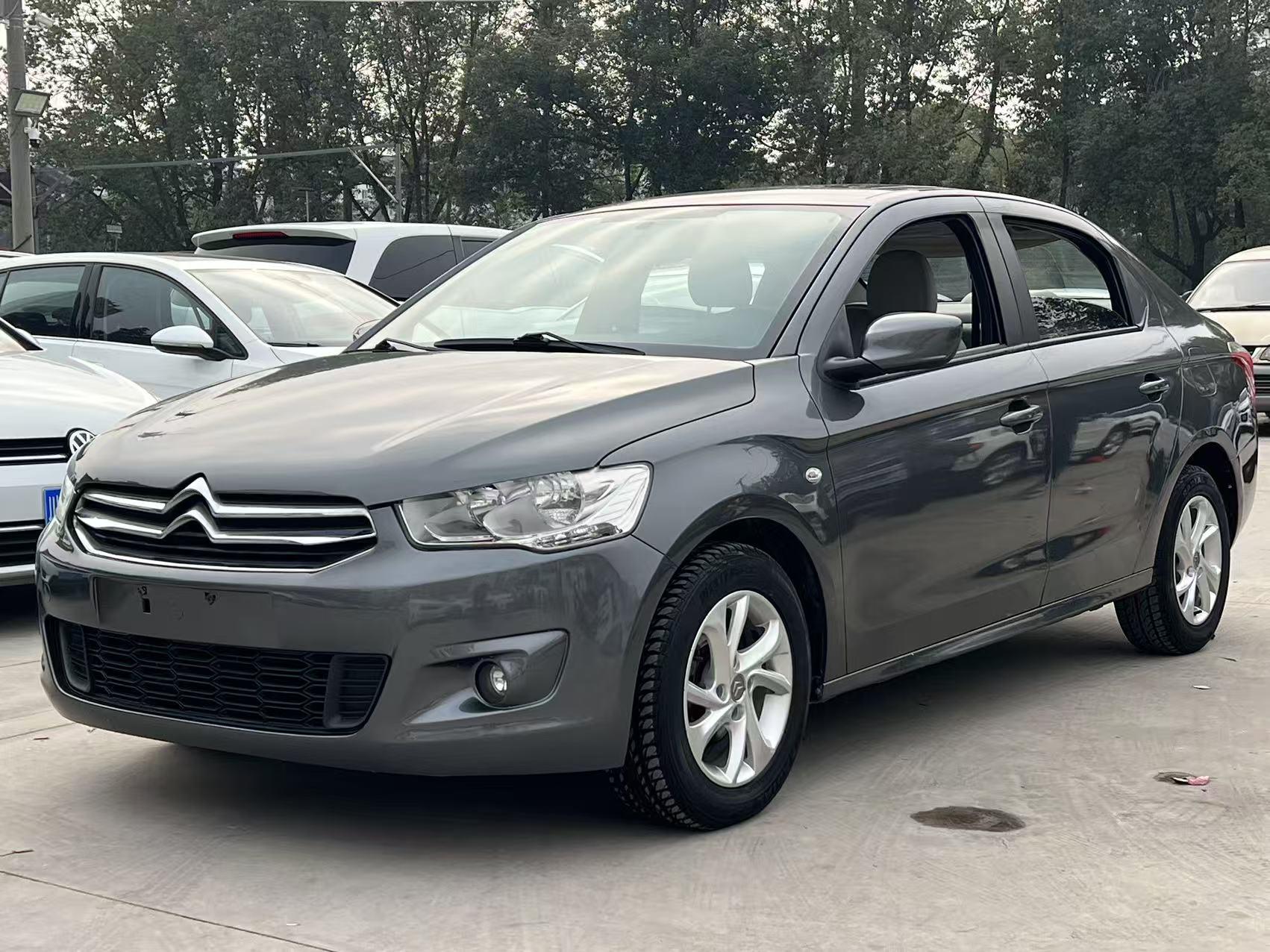 Citroen Elysee 2014 thumb 9