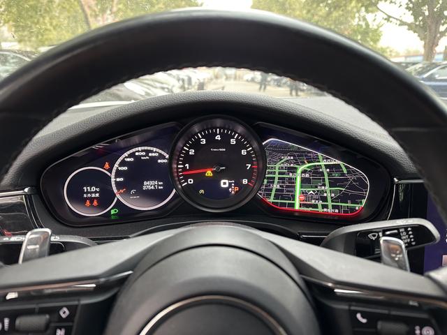 Porsche Panamera 2023 thumb 5
