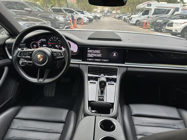 Porsche Panamera 2023 thumb 10