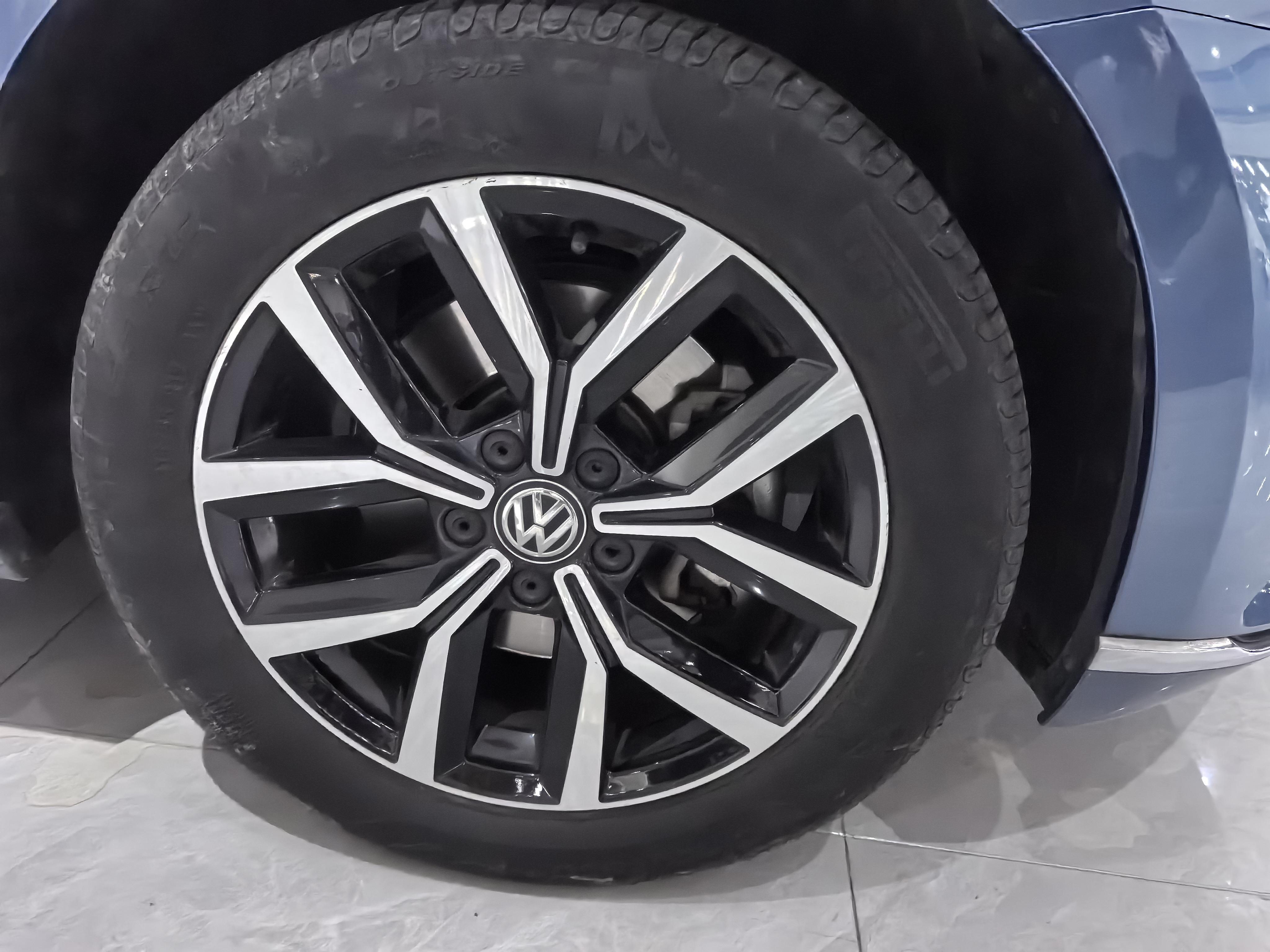 Volkswagen Vento 2018 thumb 7