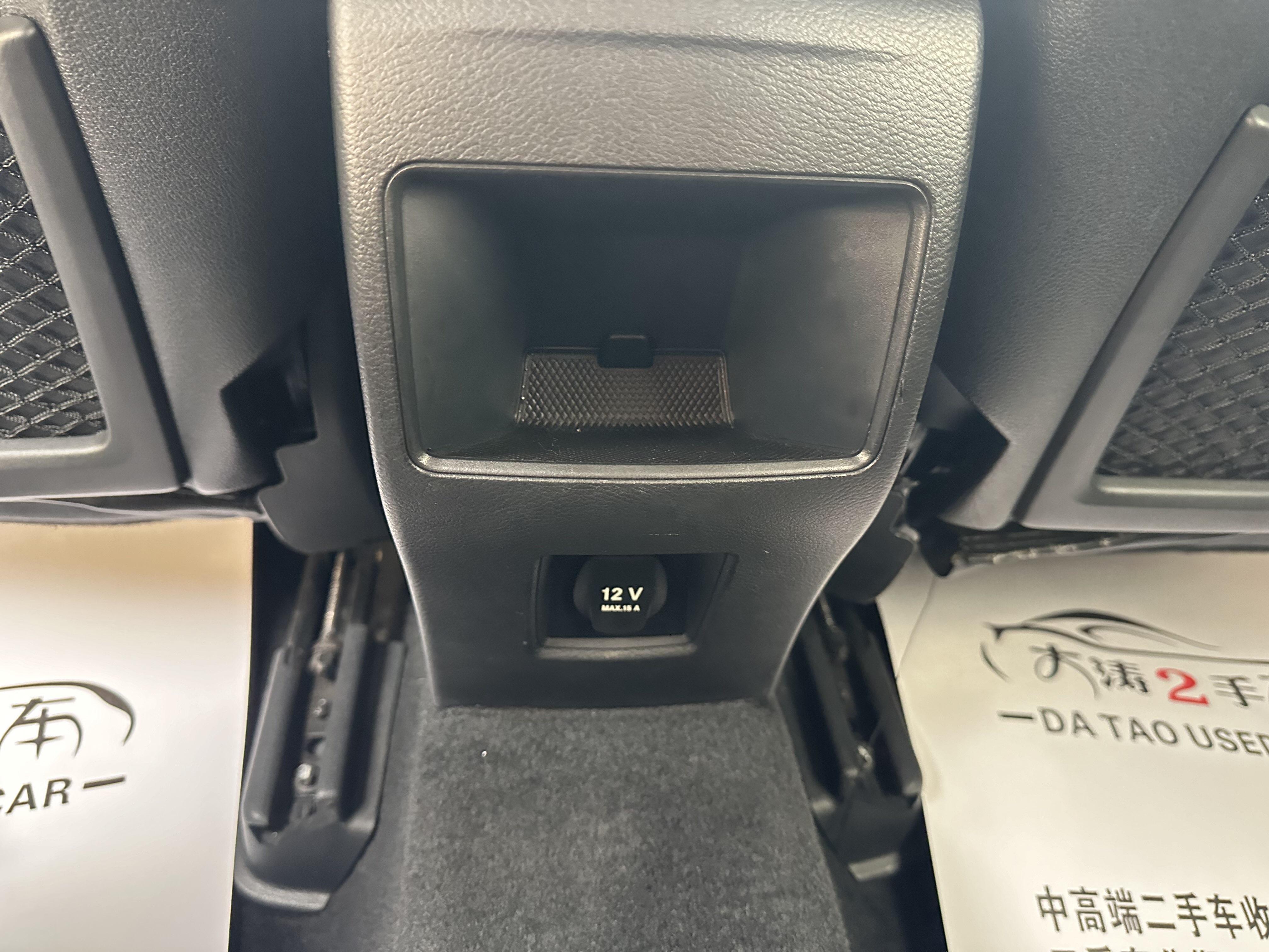 Infiniti QX30 2018 thumb 8