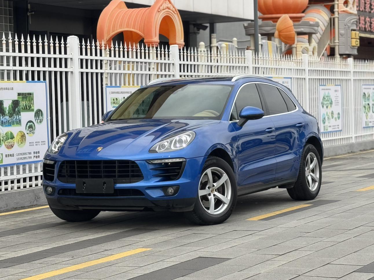 Porsche Macan 2016 thumb 9