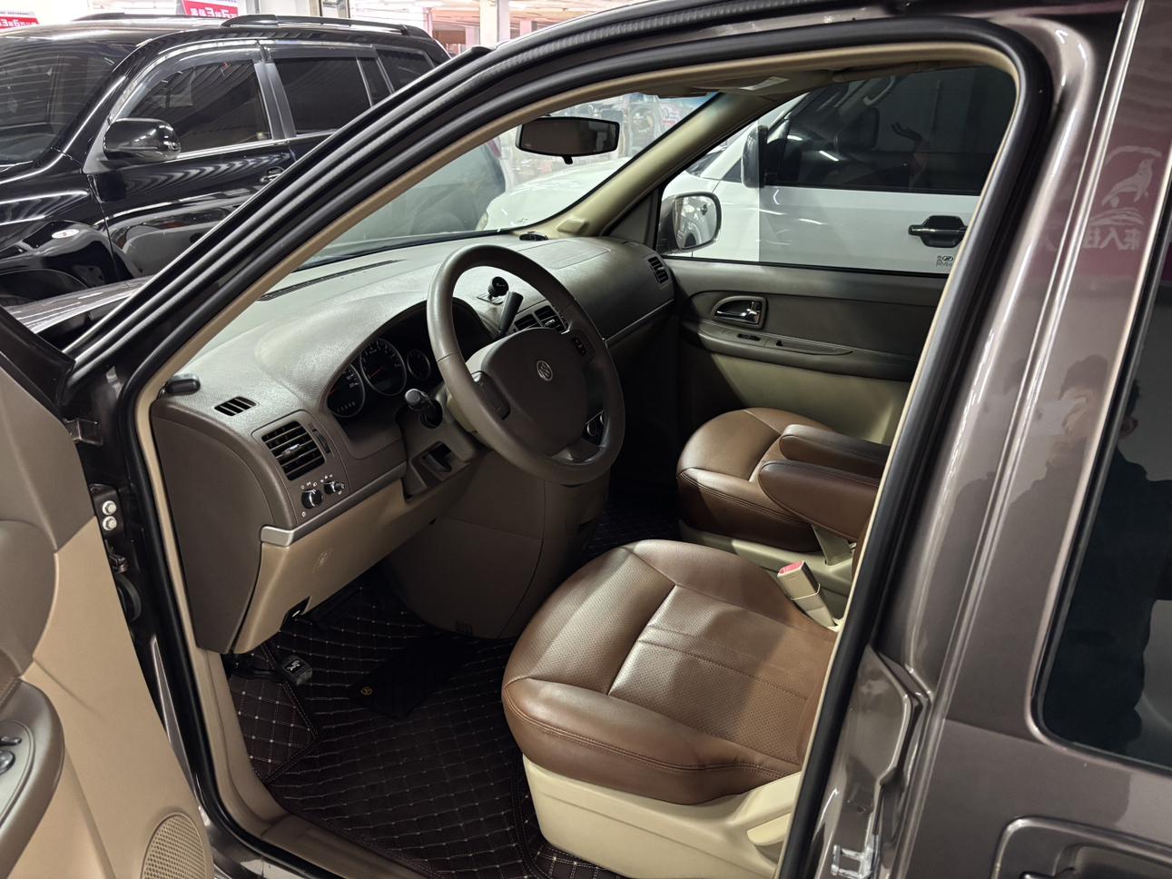 Buick GL8 2017 thumb 4