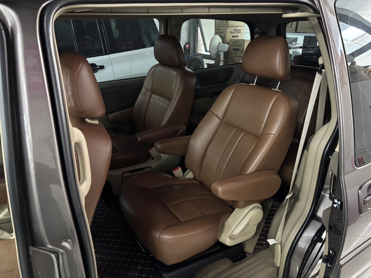 Buick GL8 2017 thumb 6