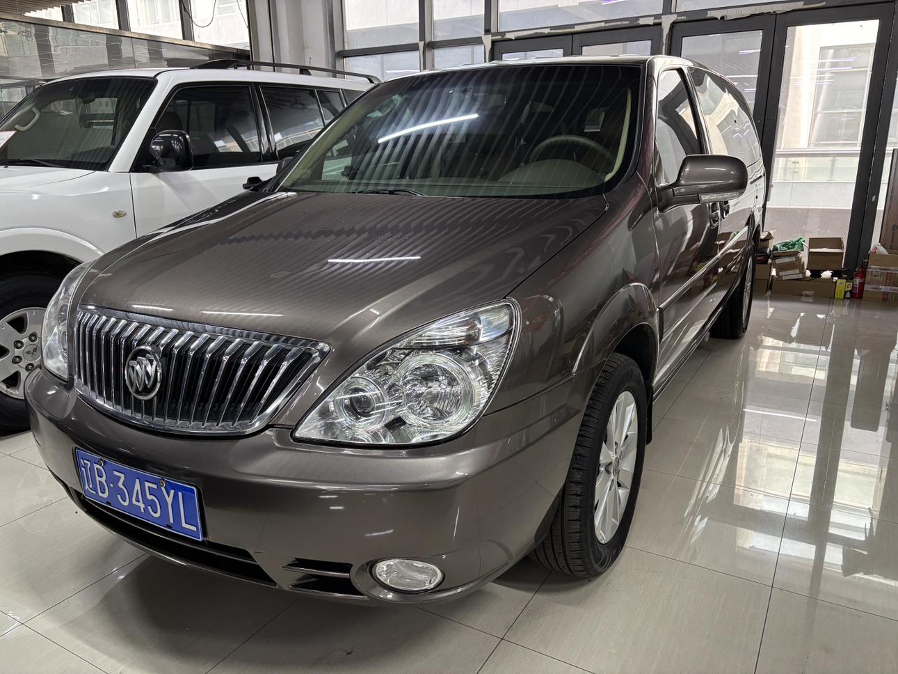 Buick GL8 2017 thumb 8