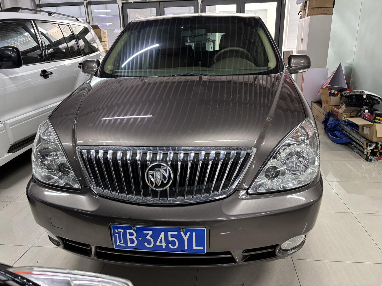 Buick GL8 2017 thumb 9