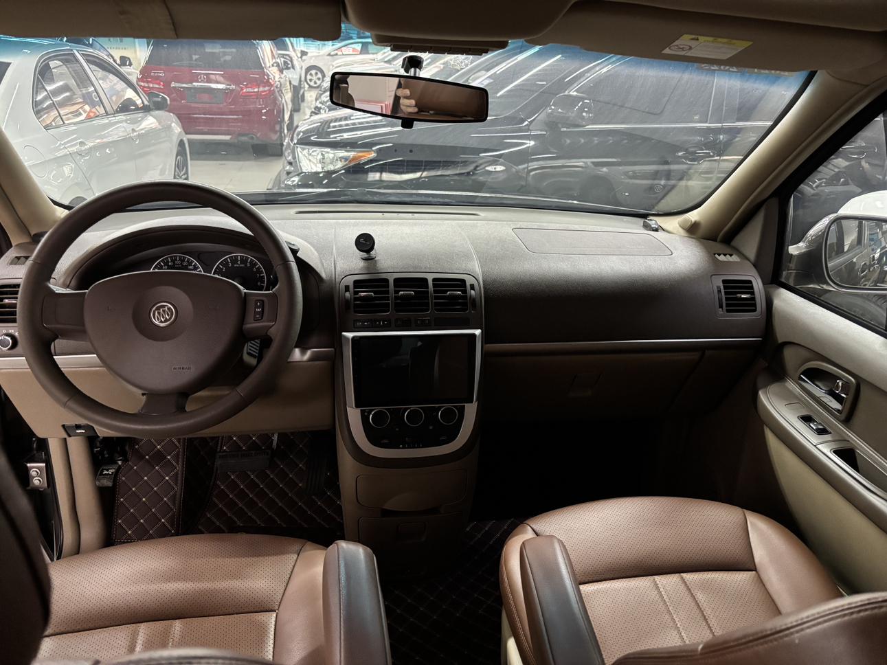 Buick GL8 2017 thumb 12