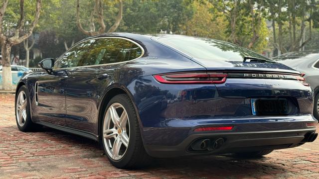 Porsche Panamera 2019 thumb 6