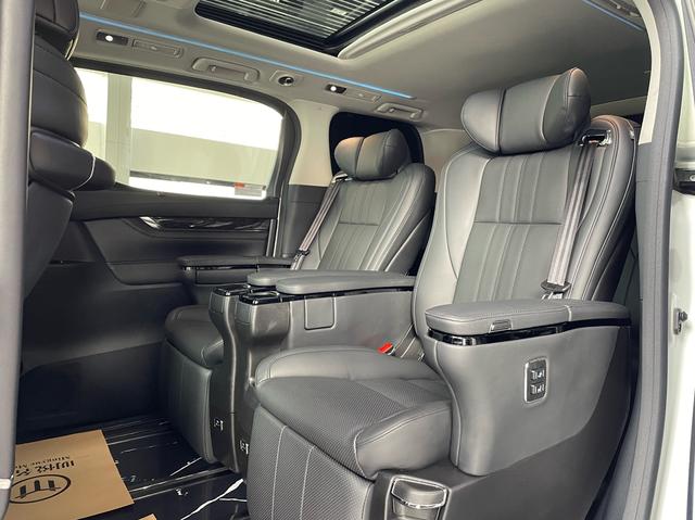 Toyota Vellfire 2019 thumb 5