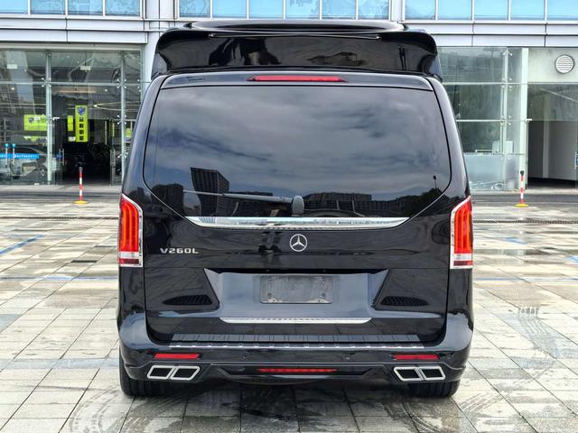 Mercedes-Benz V-Класс 2022 thumb 4
