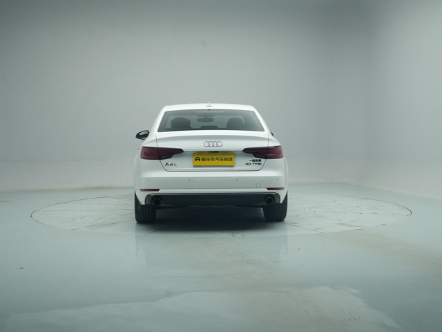 Audi A4 2024 thumb 4