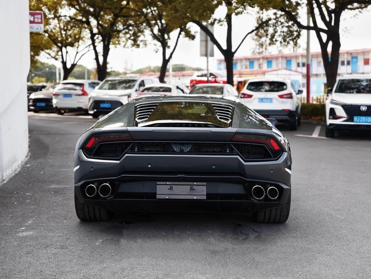 Lamborghini Huracán 2017 thumb 3