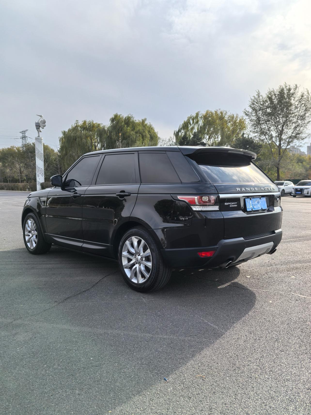 Land Rover Range Rover Sport 2016 thumb 2