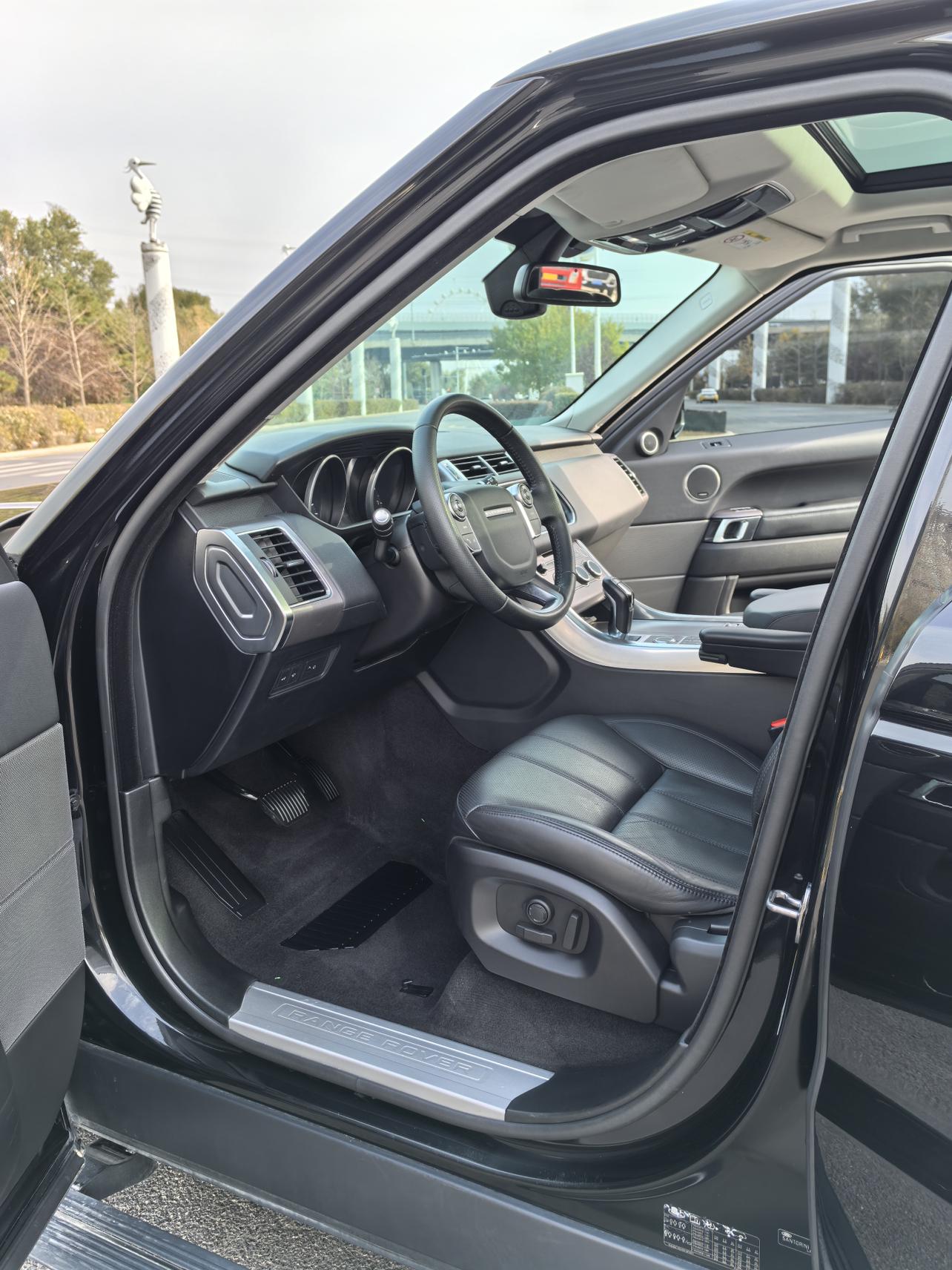 Land Rover Range Rover Sport 2016 thumb 11