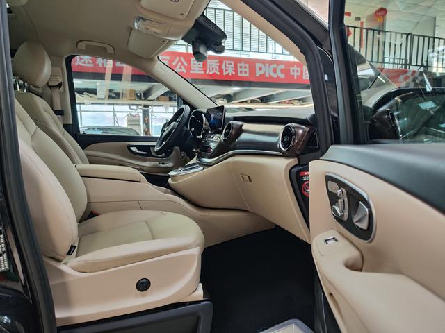 Mercedes-Benz V-Класс 2022 thumb 5