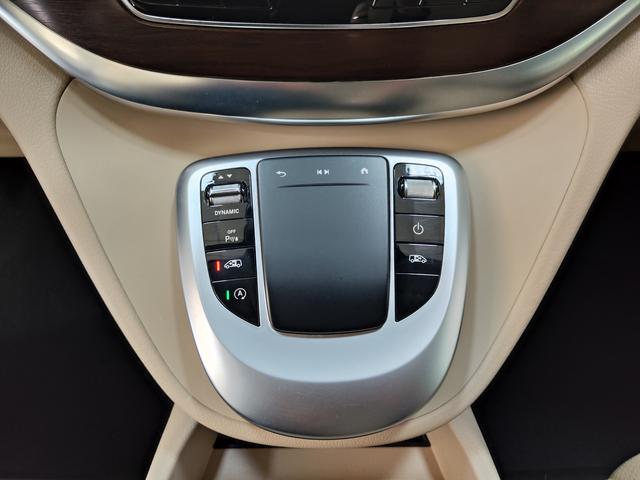 Mercedes-Benz V-Класс 2022 thumb 9
