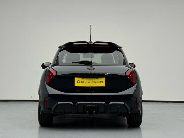 MINI JCW Hatch 2025 thumb 3