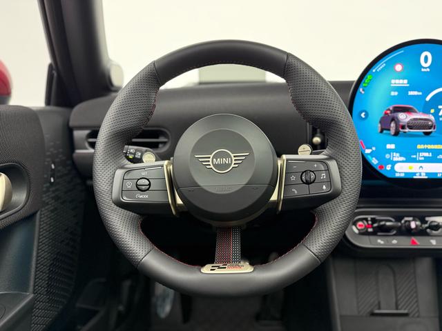MINI JCW Hatch 2025 thumb 8