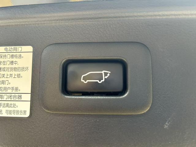 Toyota Vellfire 2021 thumb 3
