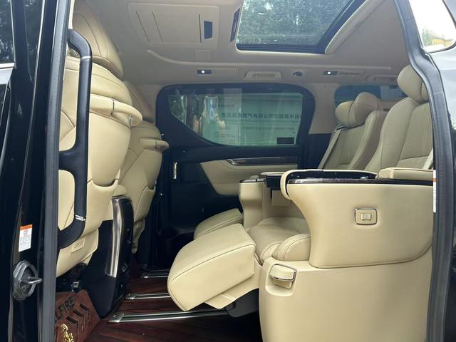 Toyota Vellfire 2021 thumb 4