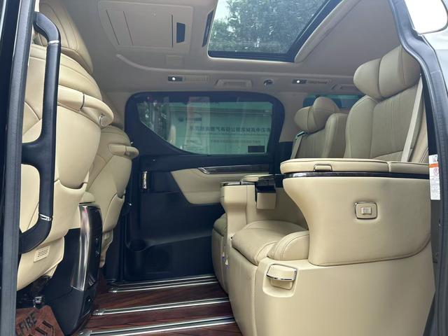 Toyota Vellfire 2021 thumb 5