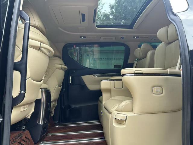 Toyota Vellfire 2021 thumb 8