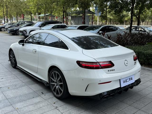 Mercedes-Benz E-Class 2021 thumb 8