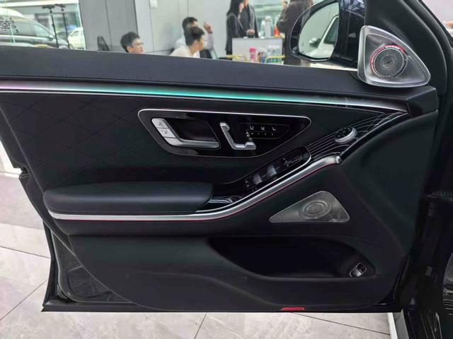Mercedes-Benz S-Class 2022 thumb 3