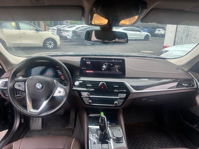 BMW 5 серии 2021 thumb 6