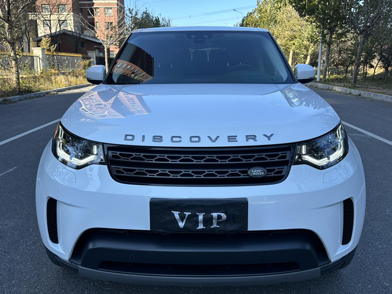 Land Rover Discovery 2017 thumb 9