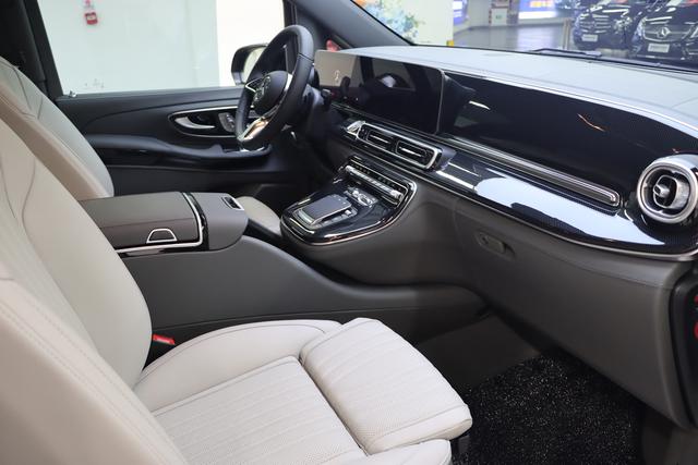 Mercedes-Benz V-Класс 2024 thumb 4