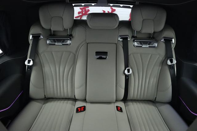 Mercedes-Benz V-Класс 2024 thumb 12