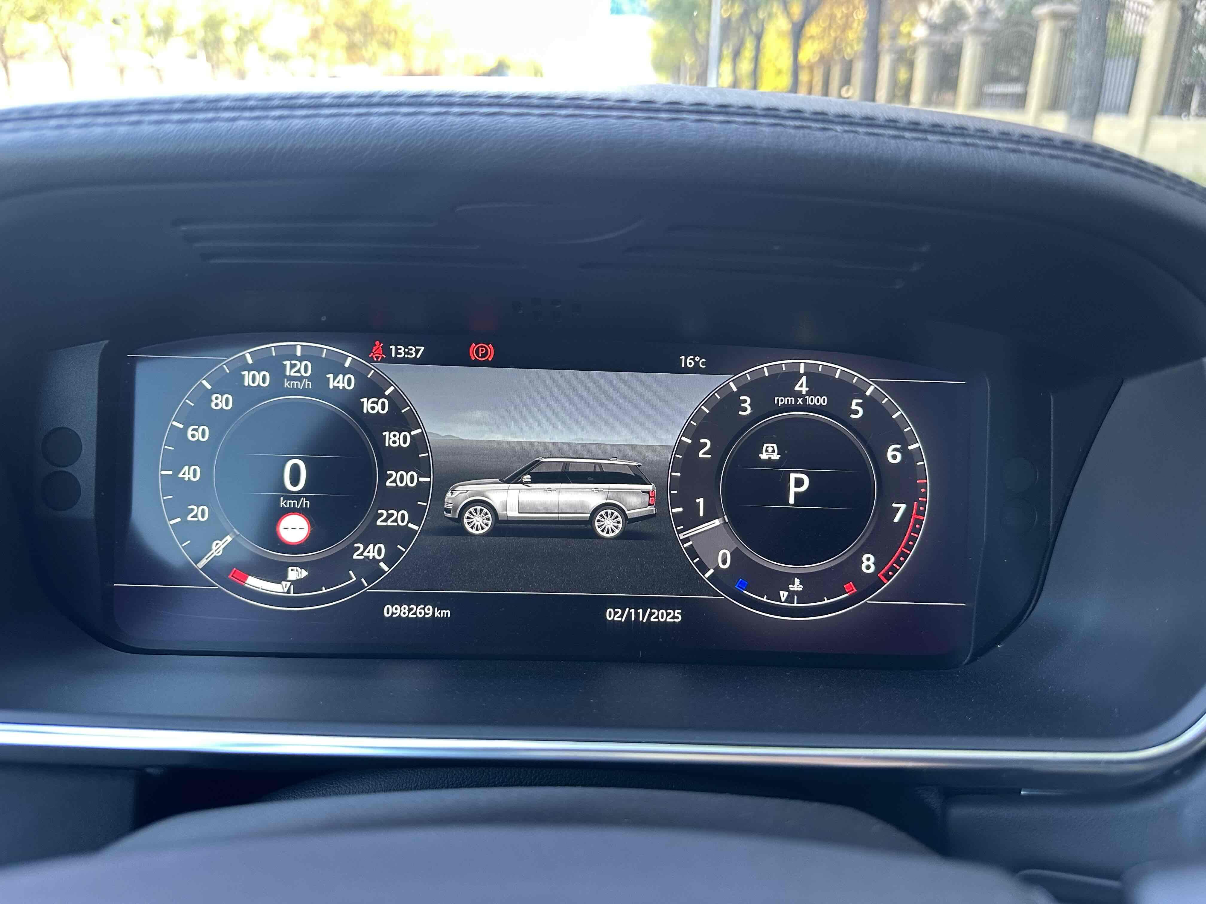 Land Rover Range Rover 2019 thumb 8
